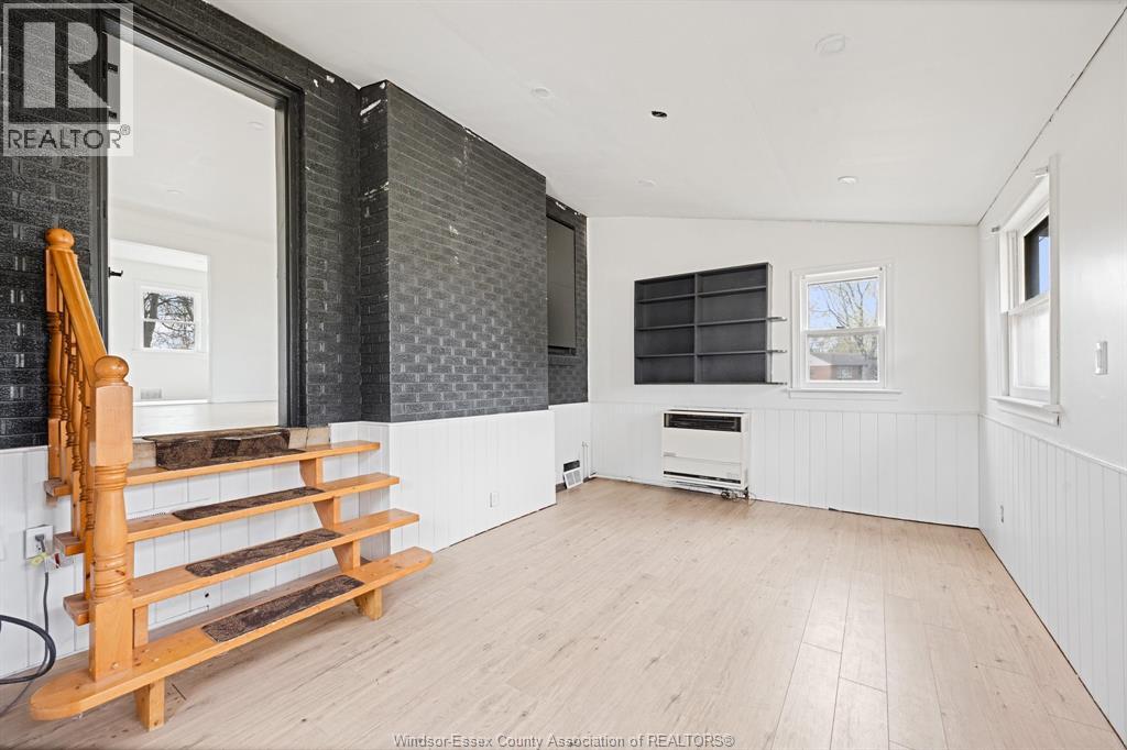 1114 Edward Unit# Upper, Windsor, Ontario, N8S3A1 — Photo 17