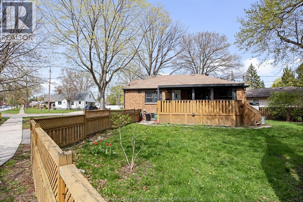 1114 Edward Unit# Upper, Windsor, Ontario, N8S3A1 — Photo 19