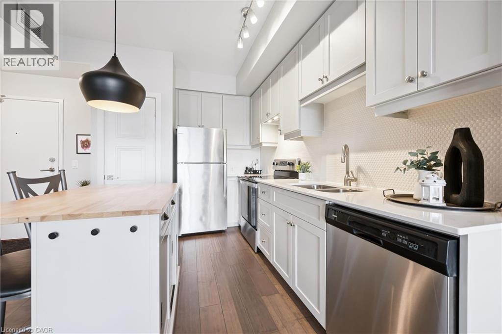 255 NORTHFIELD Drive E Unit# 610, Waterloo, Ontario, N2K0G5 — Photo 10