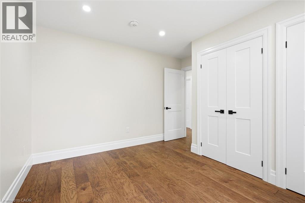 24 TREEVIEW Drive, Toronto, Ontario, M8W4B9 — Photo 19