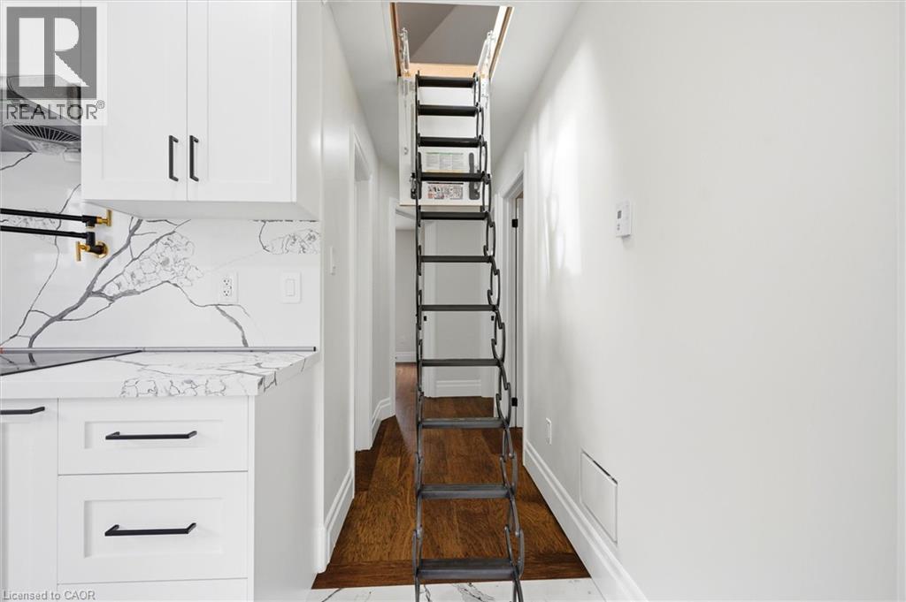 24 TREEVIEW Drive, Toronto, Ontario, M8W4B9 — Photo 22
