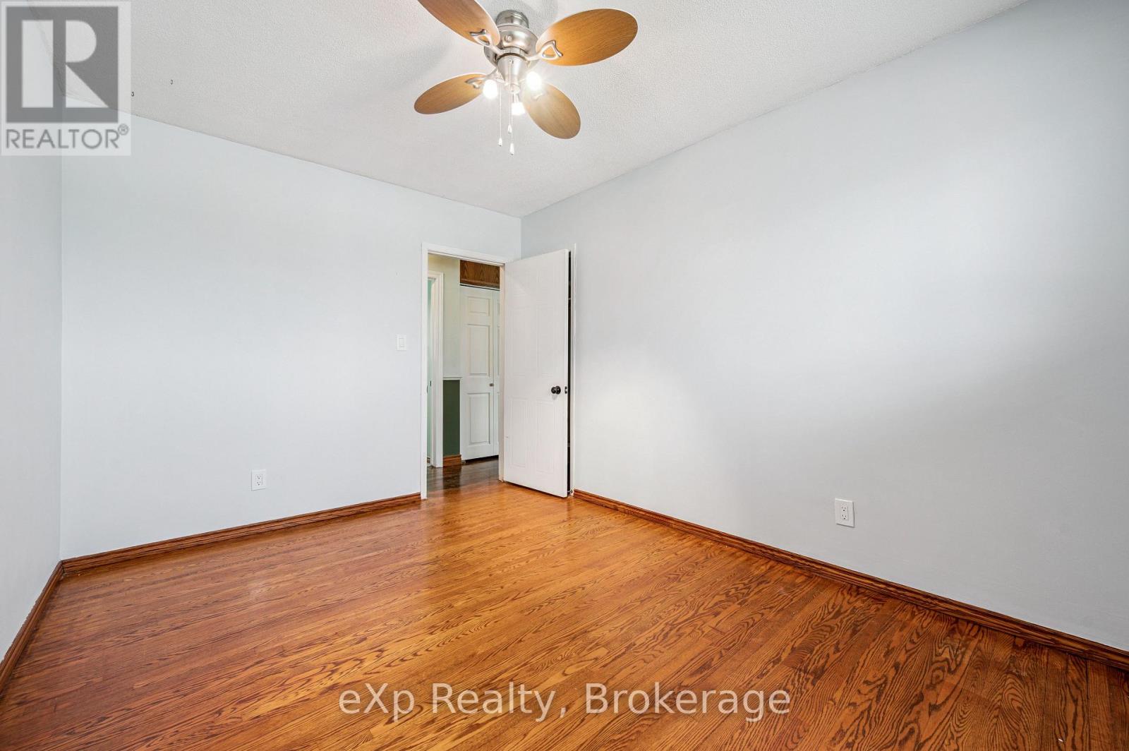 124 MONTCALM DRIVE, Kitchener, Ontario, N2B2R5 — Photo 18