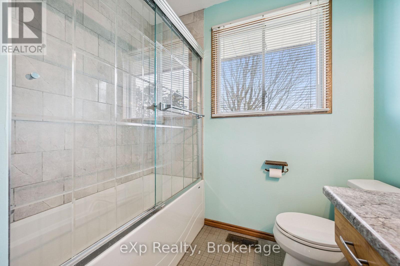 124 MONTCALM DRIVE, Kitchener, Ontario, N2B2R5 — Photo 20