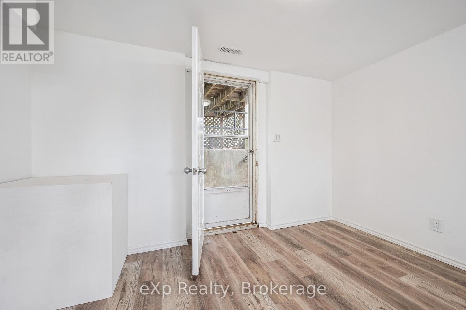 124 MONTCALM DRIVE, Kitchener, Ontario, N2B2R5 — Photo 33