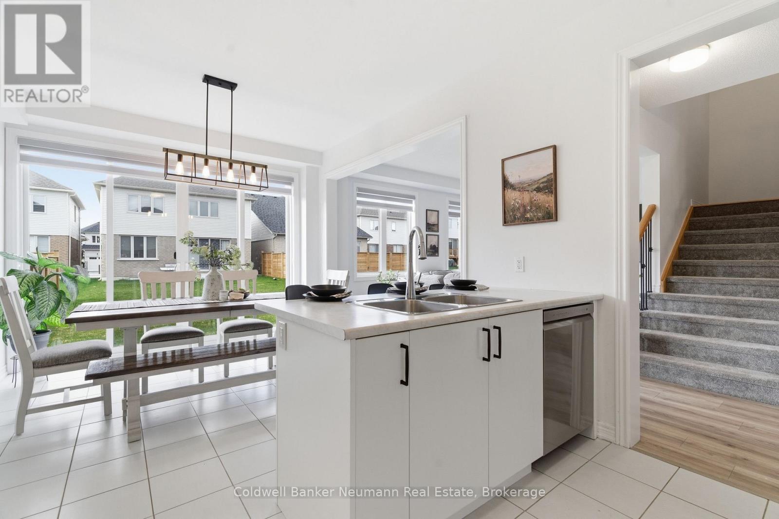 56 POVEY ROAD, Centre Wellington (Fergus), Ontario, N1M0J5 — Photo 12