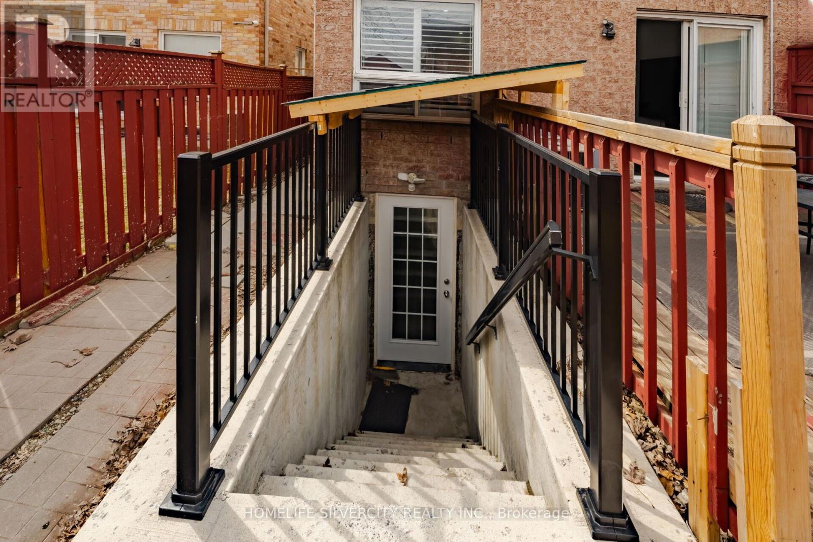 67 SWEET CLOVER CRESCENT, Brampton (Sandringham-Wellington), Ontario, L6R3A1 — Photo 45