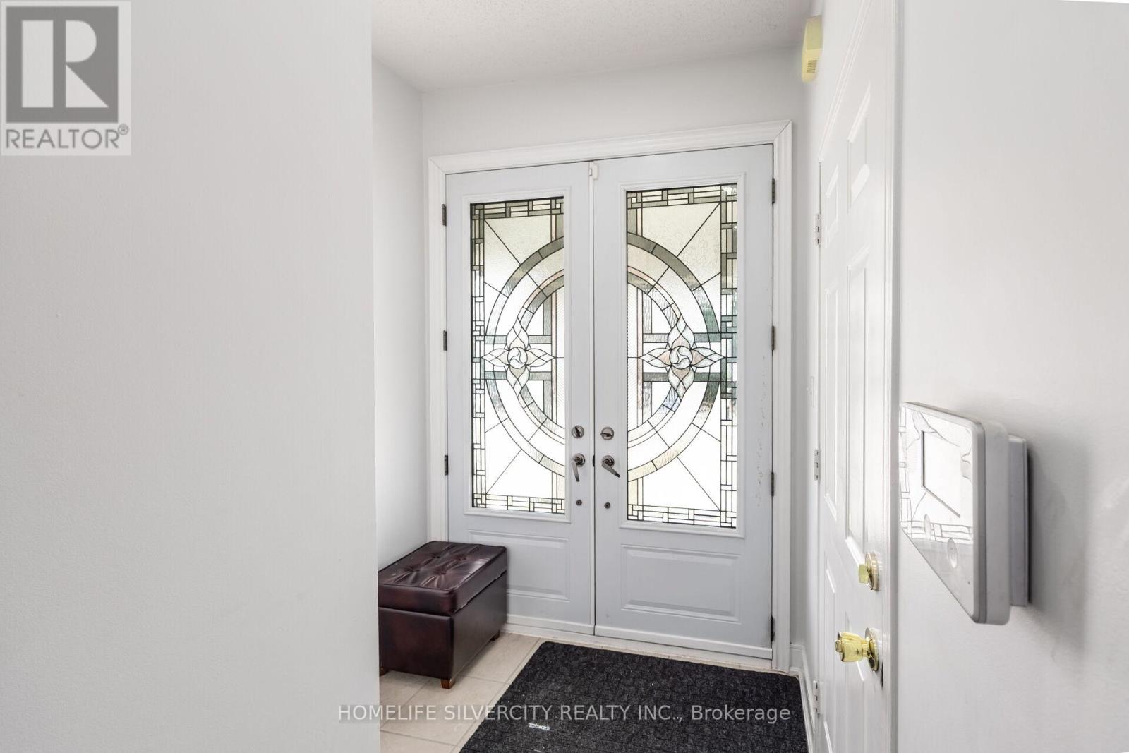 67 SWEET CLOVER CRESCENT, Brampton (Sandringham-Wellington), Ontario, L6R3A1 — Photo 5