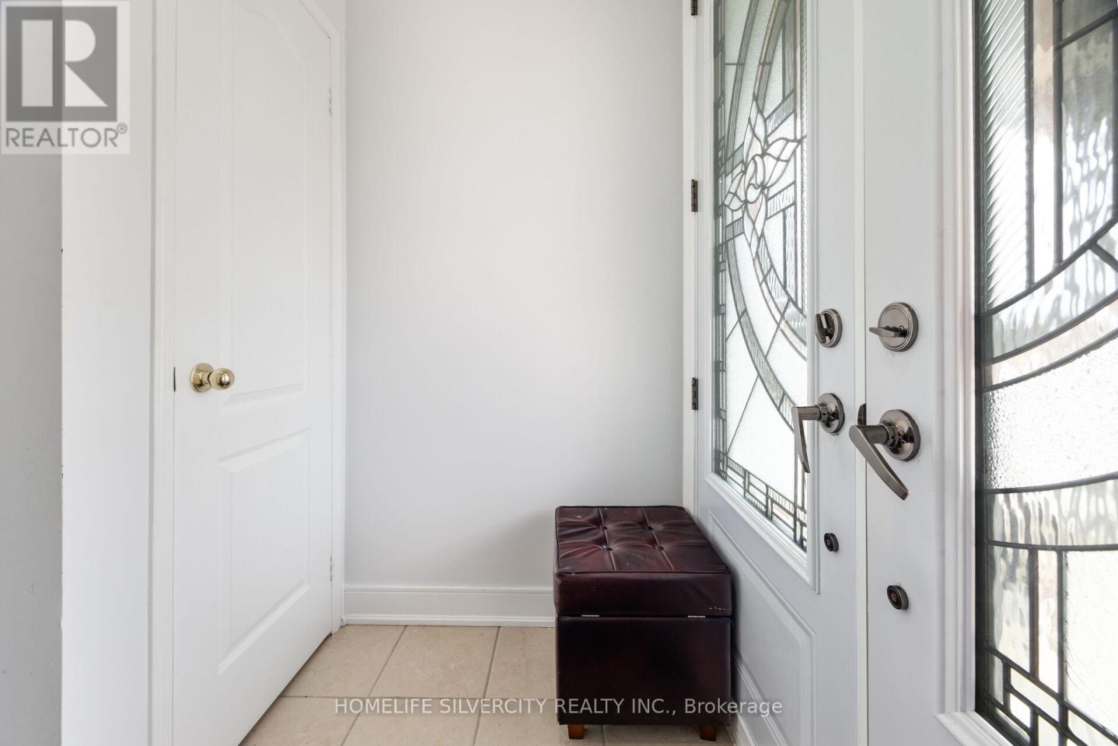 67 SWEET CLOVER CRESCENT, Brampton (Sandringham-Wellington), Ontario, L6R3A1 — Photo 6