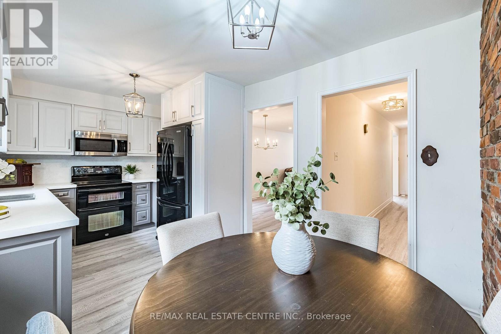 11 KIRKLAND ROAD, Brampton (Madoc), Ontario, L6V2W5 — Photo 11