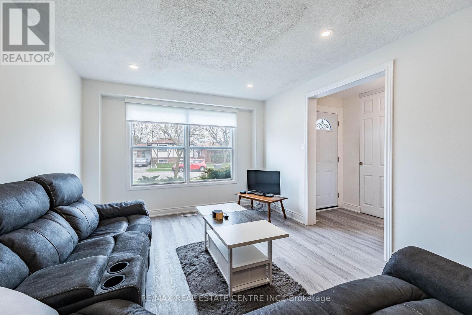 11 KIRKLAND ROAD, Brampton (Madoc), Ontario, L6V2W5 — Photo 5