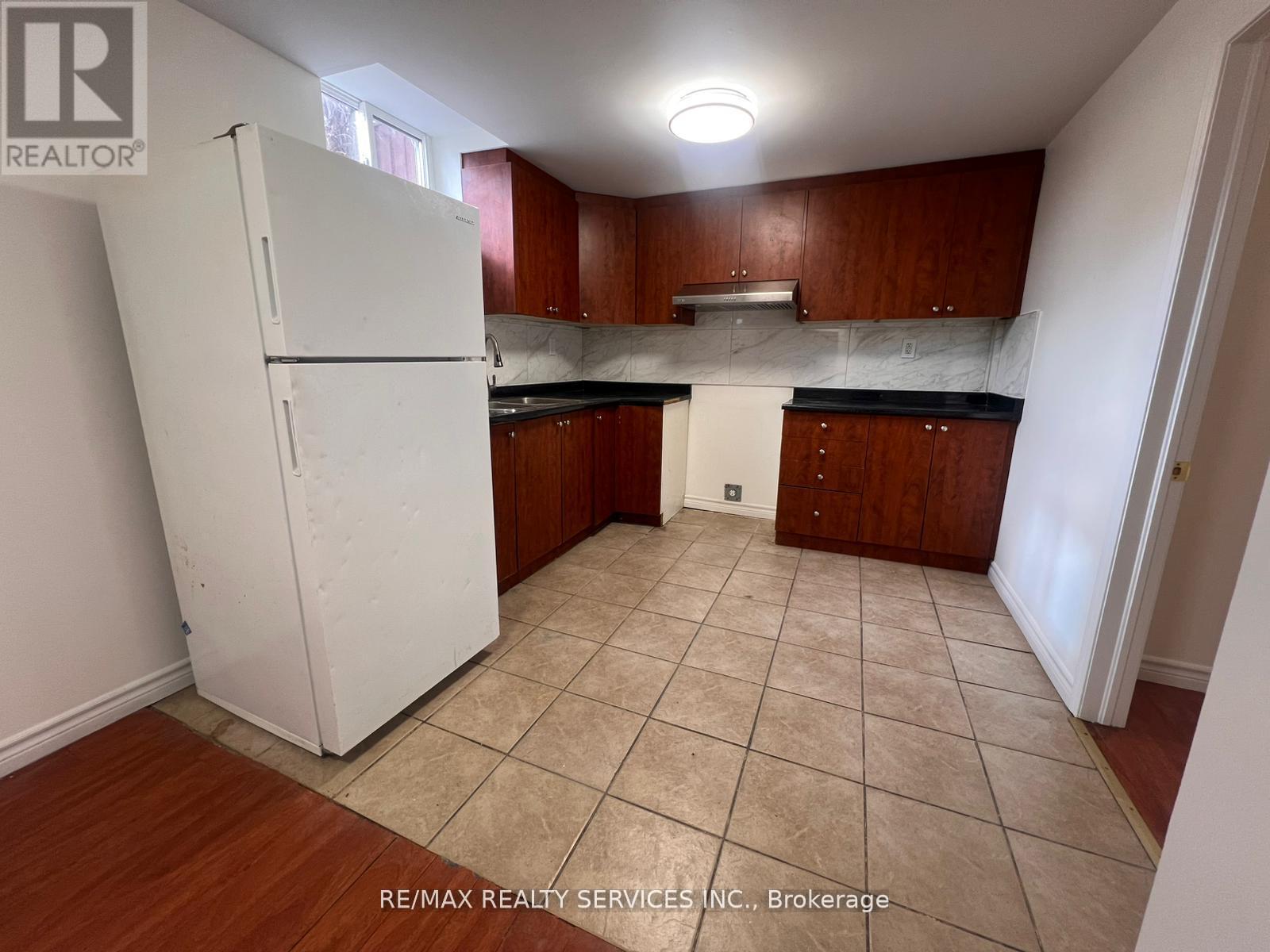 31 JUNEWOOD CRESCENT, Brampton (Northgate), Ontario, L6S3T5 — Photo 22