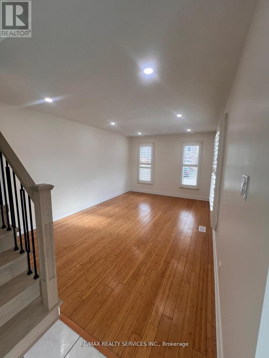 31 JUNEWOOD CRESCENT, Brampton (Northgate), Ontario, L6S3T5 — Photo 4