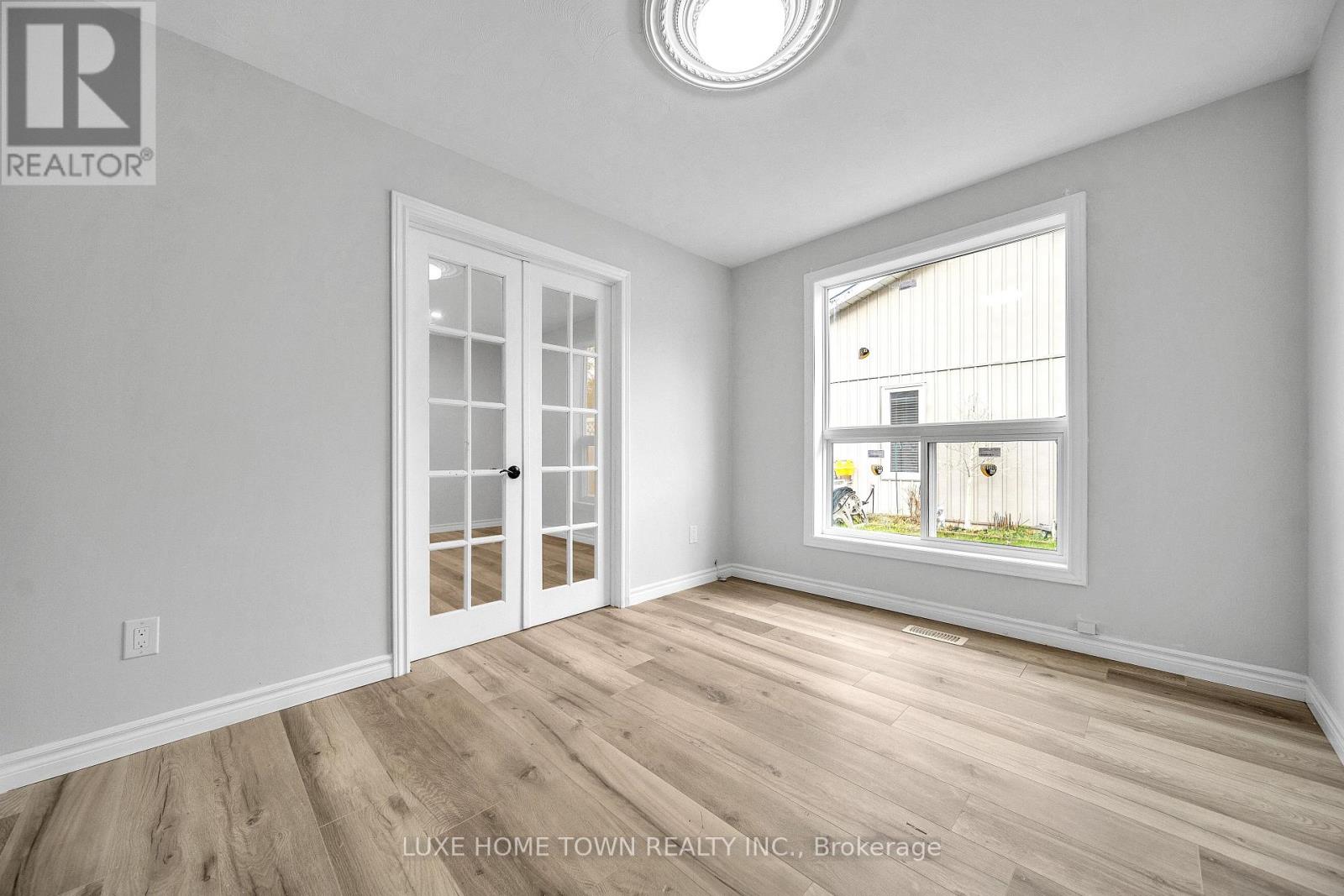 5 CENTENNIAL DRIVE, Brockton, Ontario, N0G2V0 — Photo 11