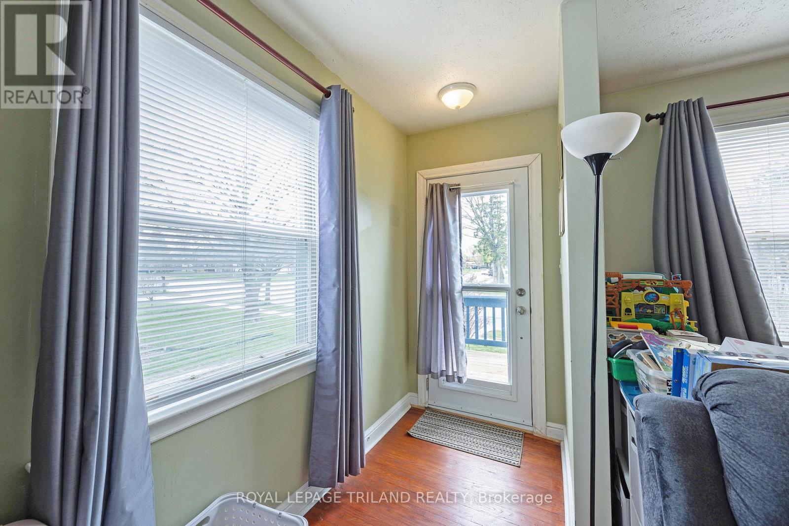 570 ELM STREET, St. Thomas, Ontario, N5R1K7 — Photo 4