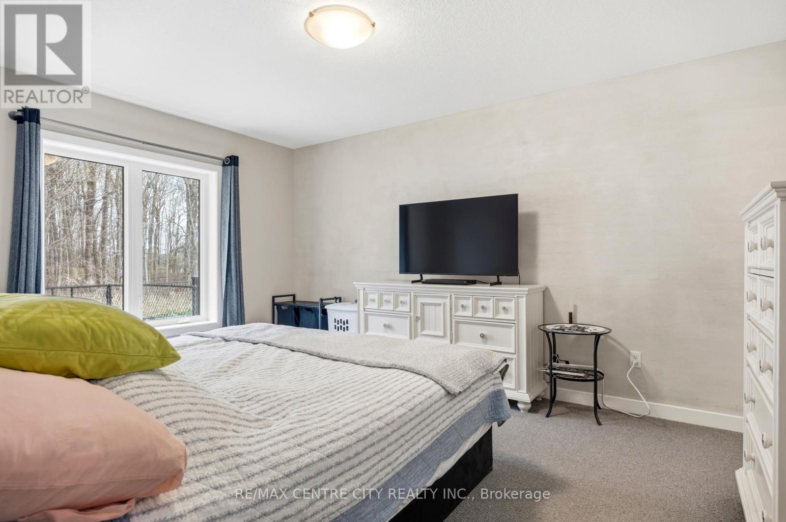 19 BENJAMIN PARKWAY, St. Thomas, Ontario, N5R0J1 — Photo 10