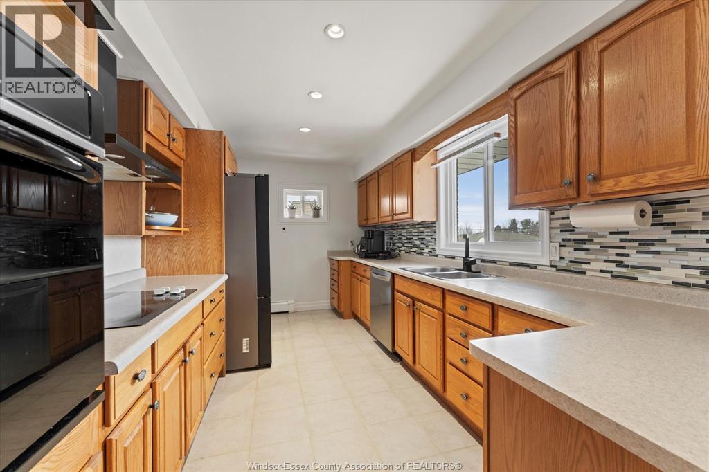 22 ROGER STREET, Leamington, Ontario, N8H3N9 — Photo 9