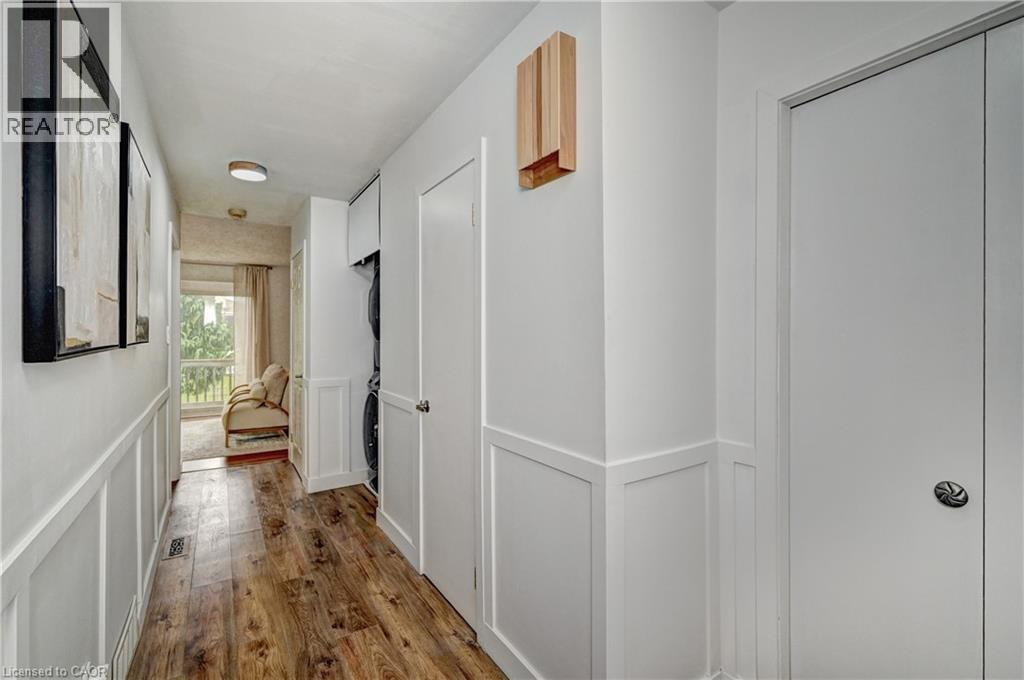 39 SOUTHWOOD Drive, Kitchener, Ontario, N2E2E6 — Photo 4