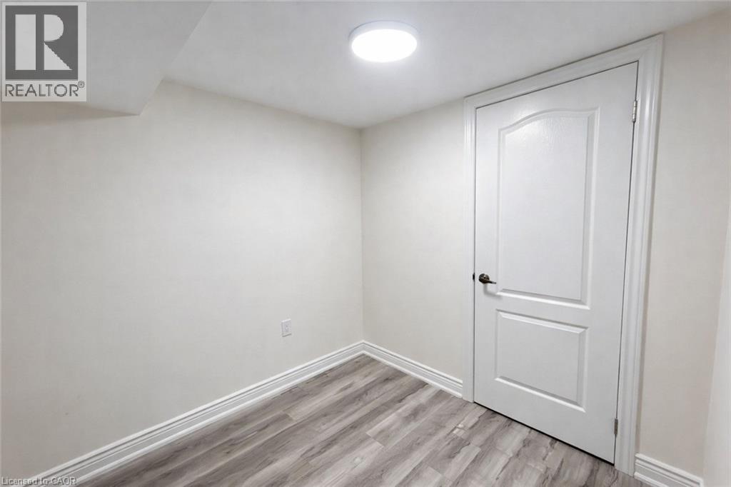 592 BLAIR CREEK Drive Unit# Basement, Kitchener, Ontario, N2P0E6 — Photo 3