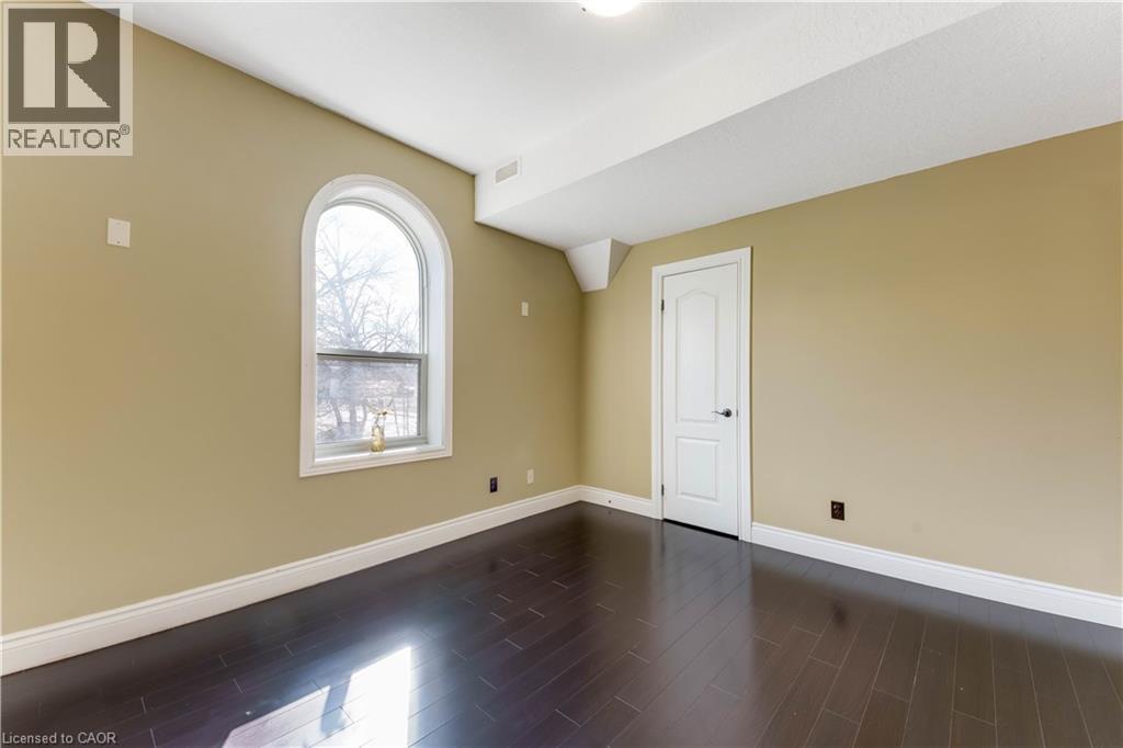 561 QUEEN Street S Unit# upper, Kitchener, Ontario, N2G1W9 — Photo 17
