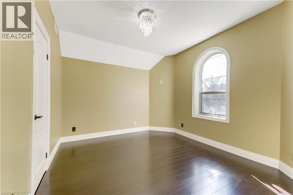 561 QUEEN Street S Unit# upper, Kitchener, Ontario, N2G1W9 — Photo 18