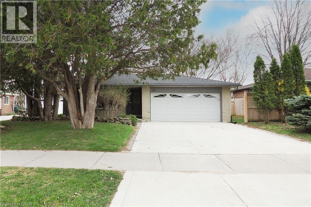 15 MOCKINGBIRD Drive, Elmira, Ontario, N3B1S9 — Photo 3