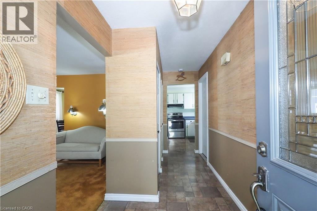 15 MOCKINGBIRD Drive, Elmira, Ontario, N3B1S9 — Photo 6