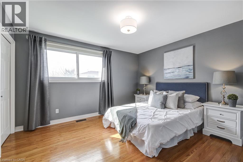 217 LAWNHURST Court, Hamilton, Ontario, L8V4R4 — Photo 17