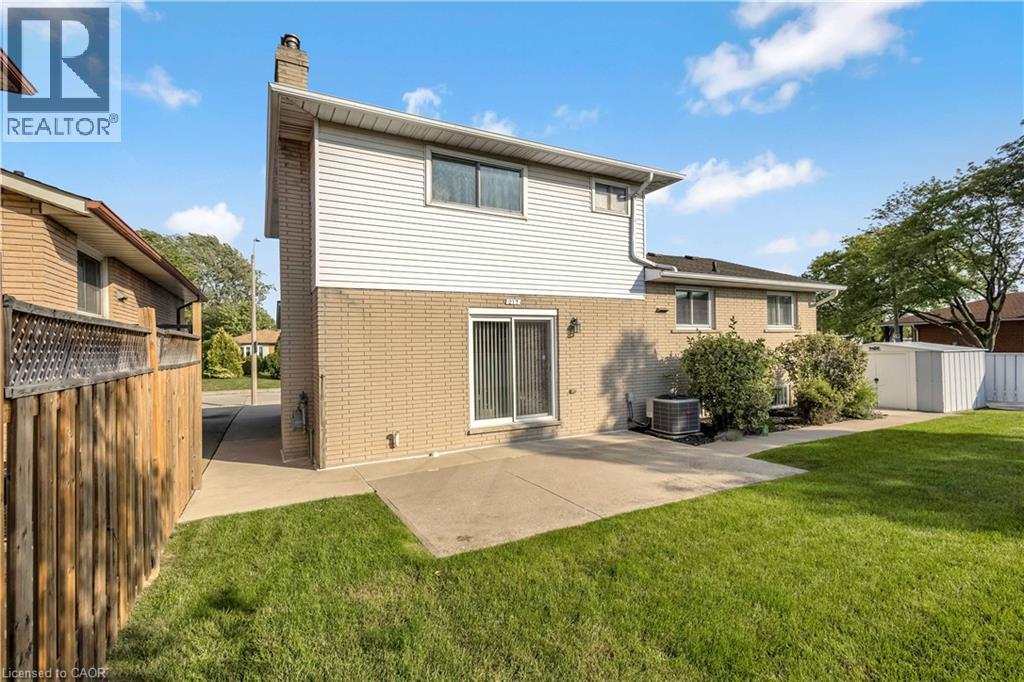 217 LAWNHURST Court, Hamilton, Ontario, L8V4R4 — Photo 37