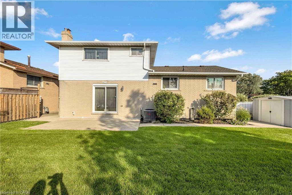 217 LAWNHURST Court, Hamilton, Ontario, L8V4R4 — Photo 38