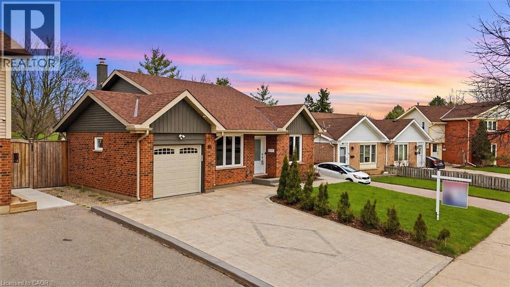 86 CARLYLE Drive, Kitchener, Ontario, N2P1P5 — Photo 2