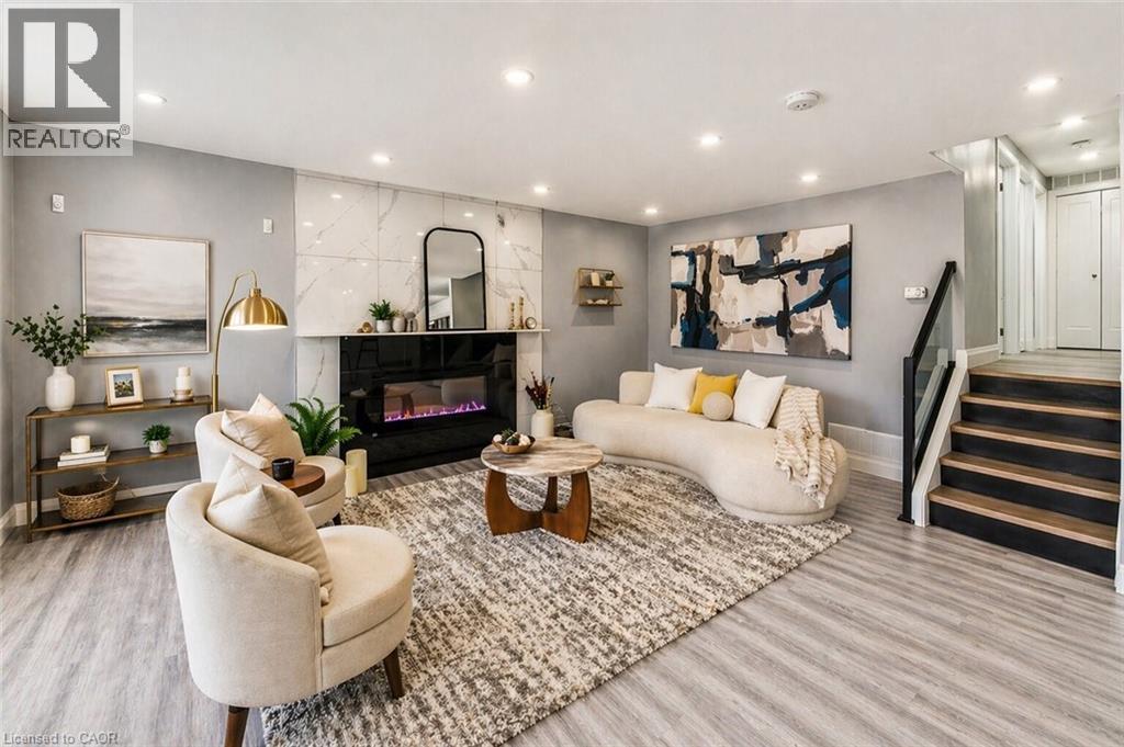 86 CARLYLE Drive, Kitchener, Ontario, N2P1P5 — Photo 4