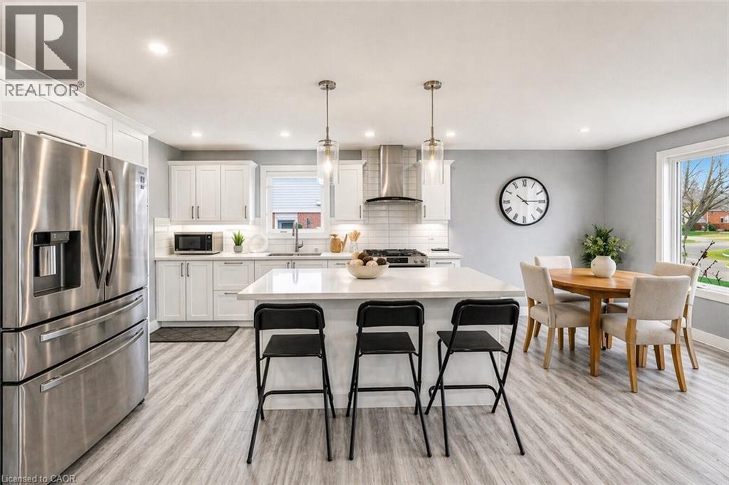 86 CARLYLE Drive, Kitchener, Ontario, N2P1P5 — Photo 9