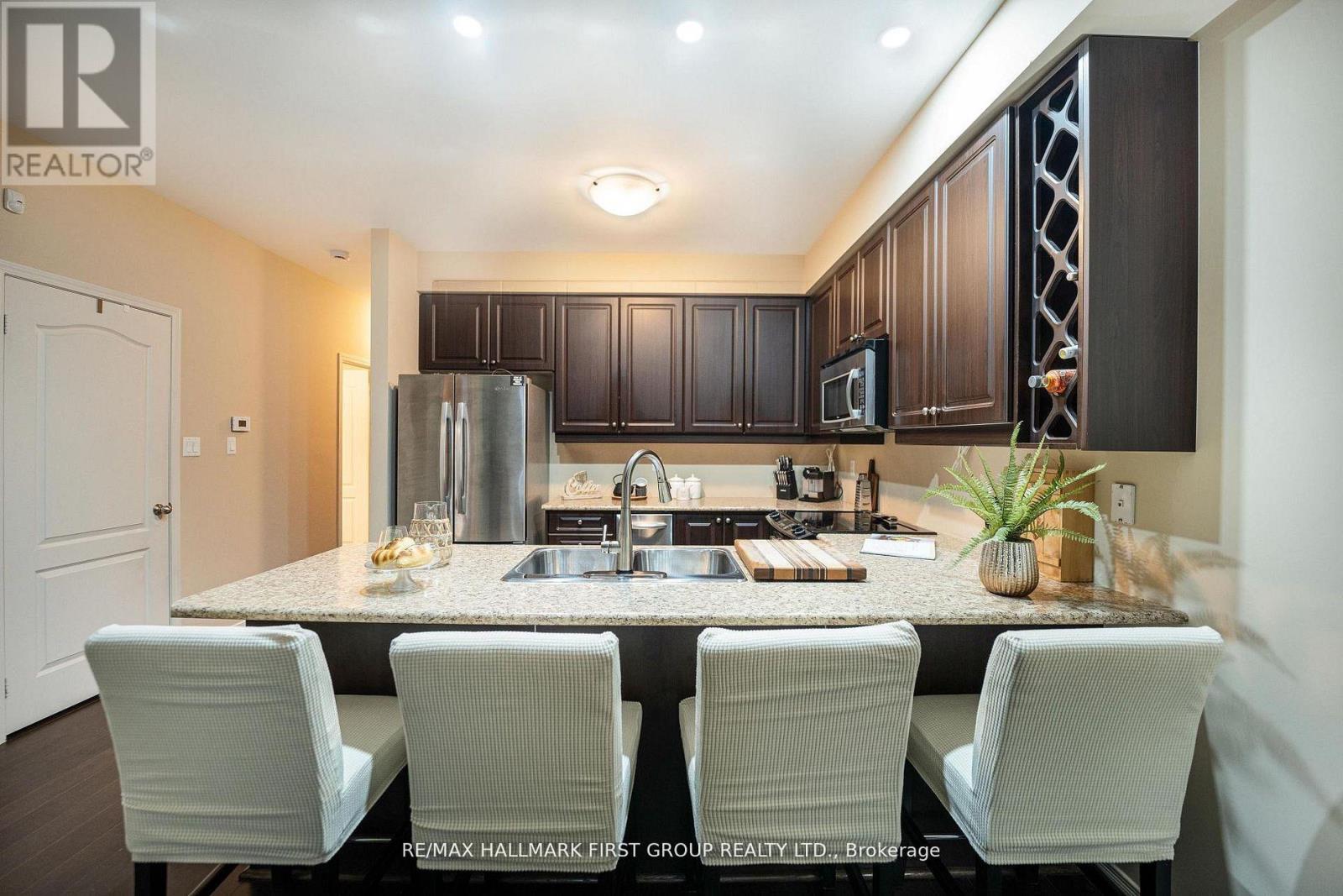 70 LOVEGROVE LANE, Ajax (Central), Ontario, L1S0E7 — Photo 8