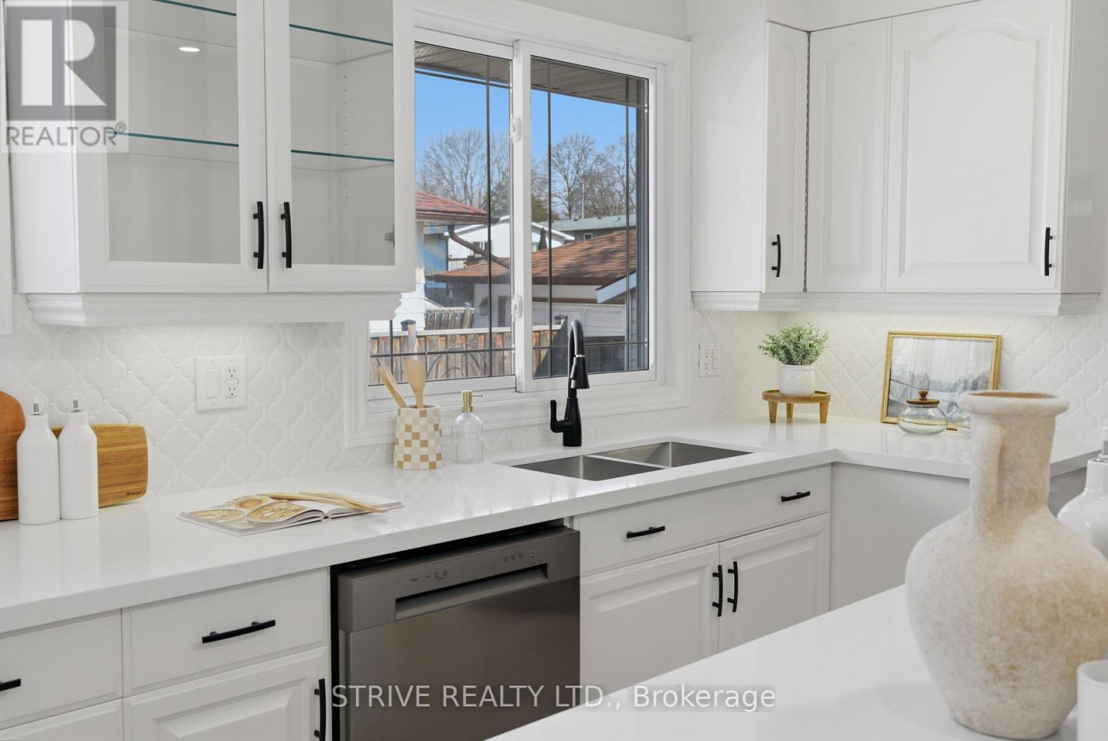 711 CENTRAL PARK BOULEVARD N, Oshawa (Centennial), Ontario, L1G6A8 — Photo 12