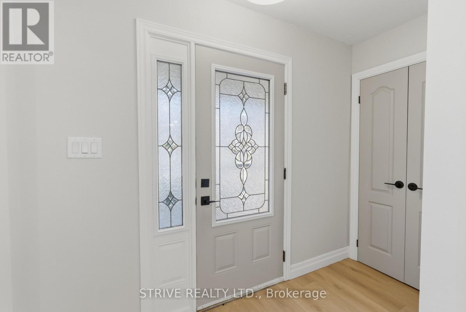 711 CENTRAL PARK BOULEVARD N, Oshawa (Centennial), Ontario, L1G6A8 — Photo 3