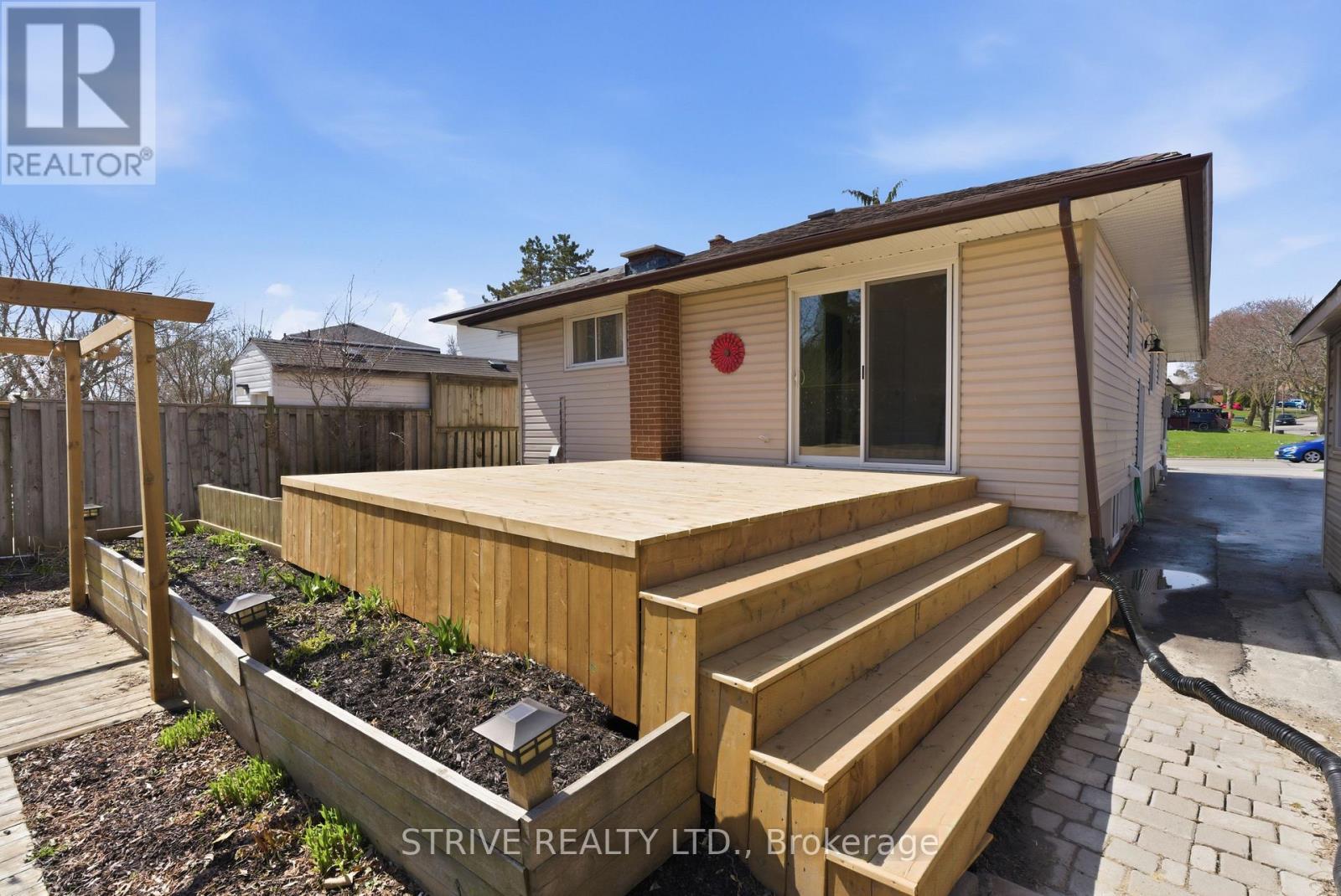 711 CENTRAL PARK BOULEVARD N, Oshawa (Centennial), Ontario, L1G6A8 — Photo 30