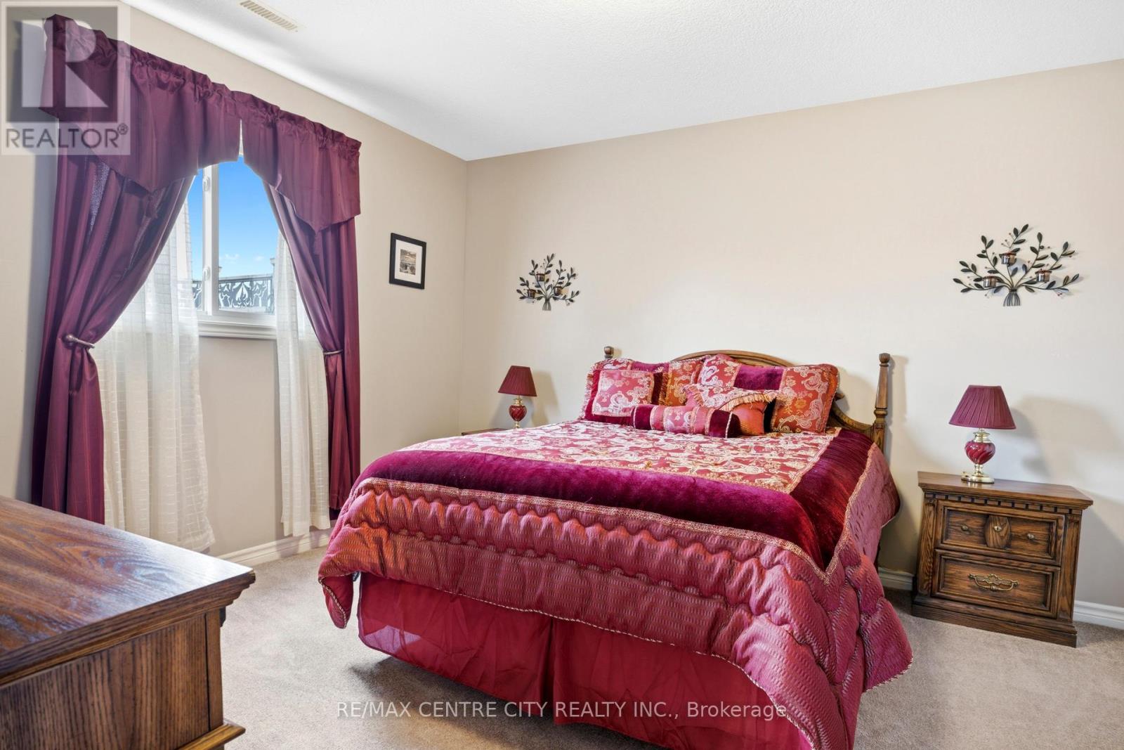 20 CHAMBERLAIN COURT, St. Thomas, Ontario, N5R0A4 — Photo 16