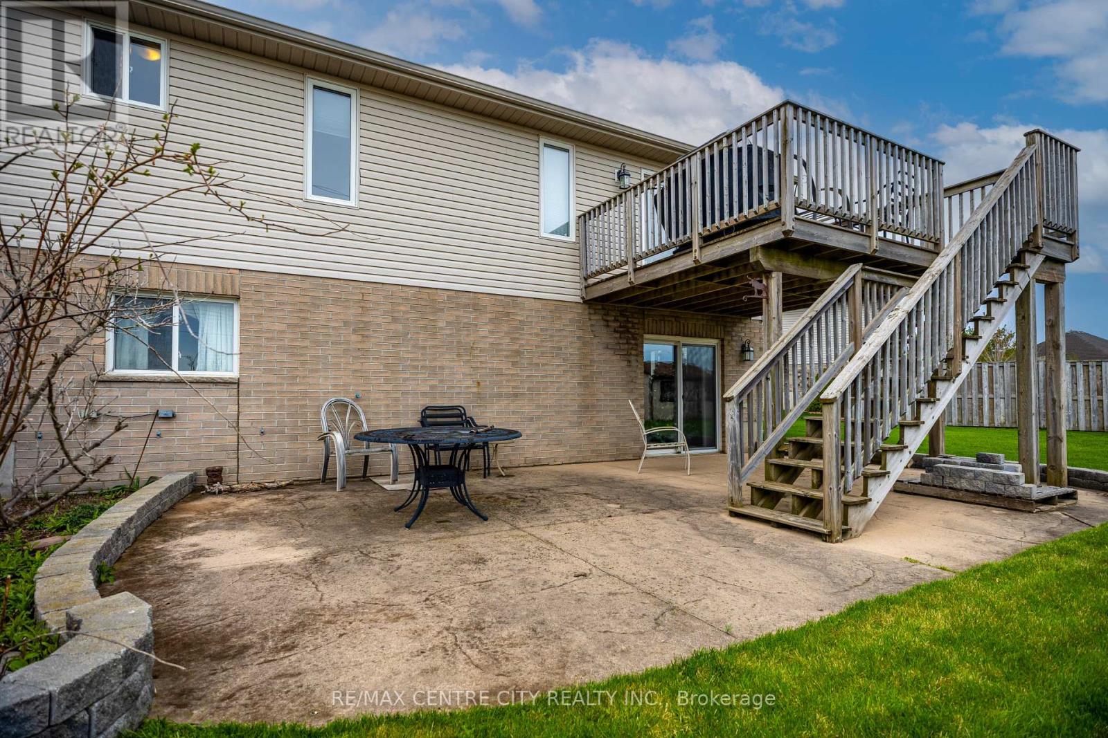 20 CHAMBERLAIN COURT, St. Thomas, Ontario, N5R0A4 — Photo 30