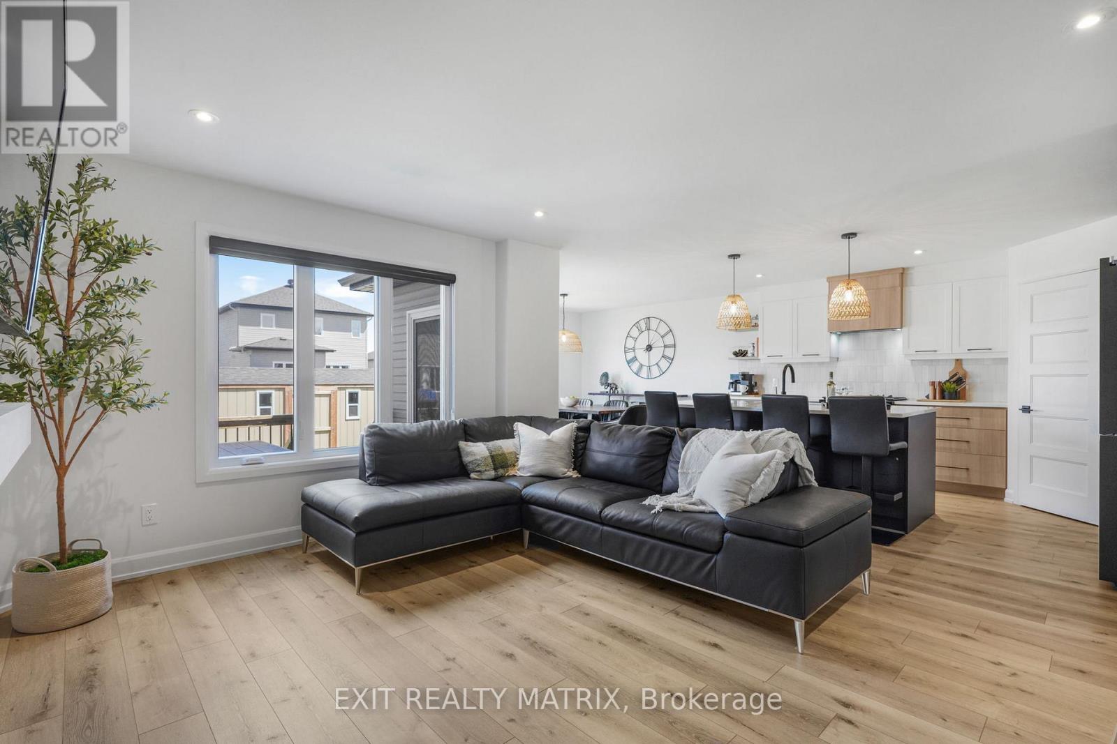 1200 MONTBLANC CRESCENT, Russell, Ontario, K0A1W0 — Photo 8