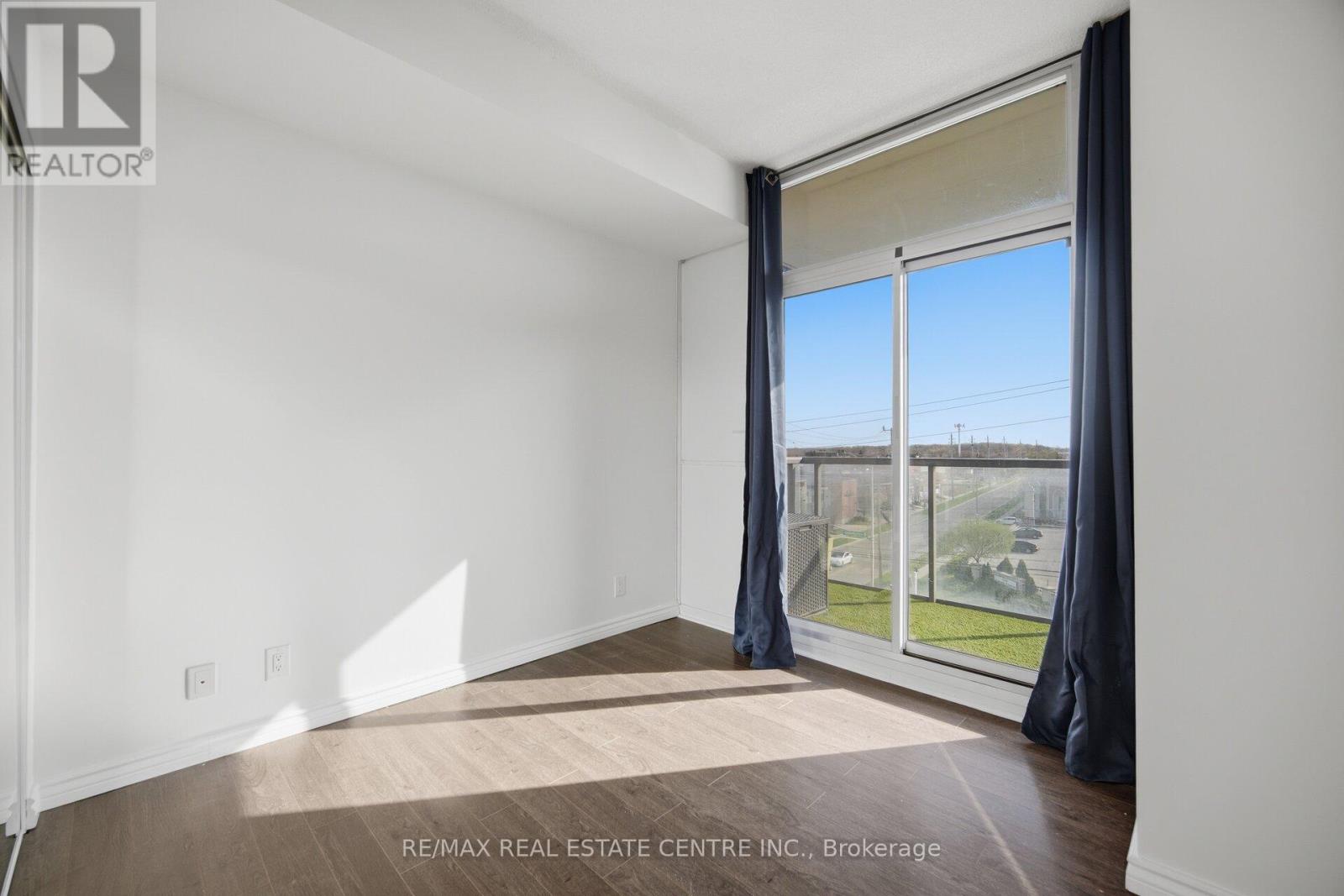 405 - 1940 IRONSTONE DRIVE, Burlington (Uptown), Ontario, L7L0E4 — Photo 19