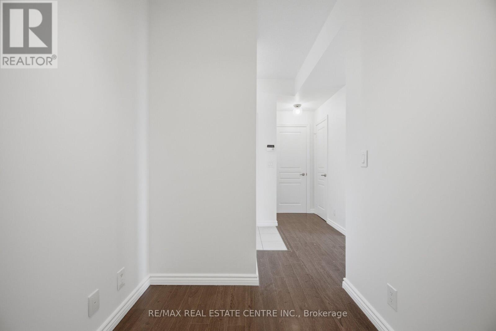 405 - 1940 IRONSTONE DRIVE, Burlington (Uptown), Ontario, L7L0E4 — Photo 24