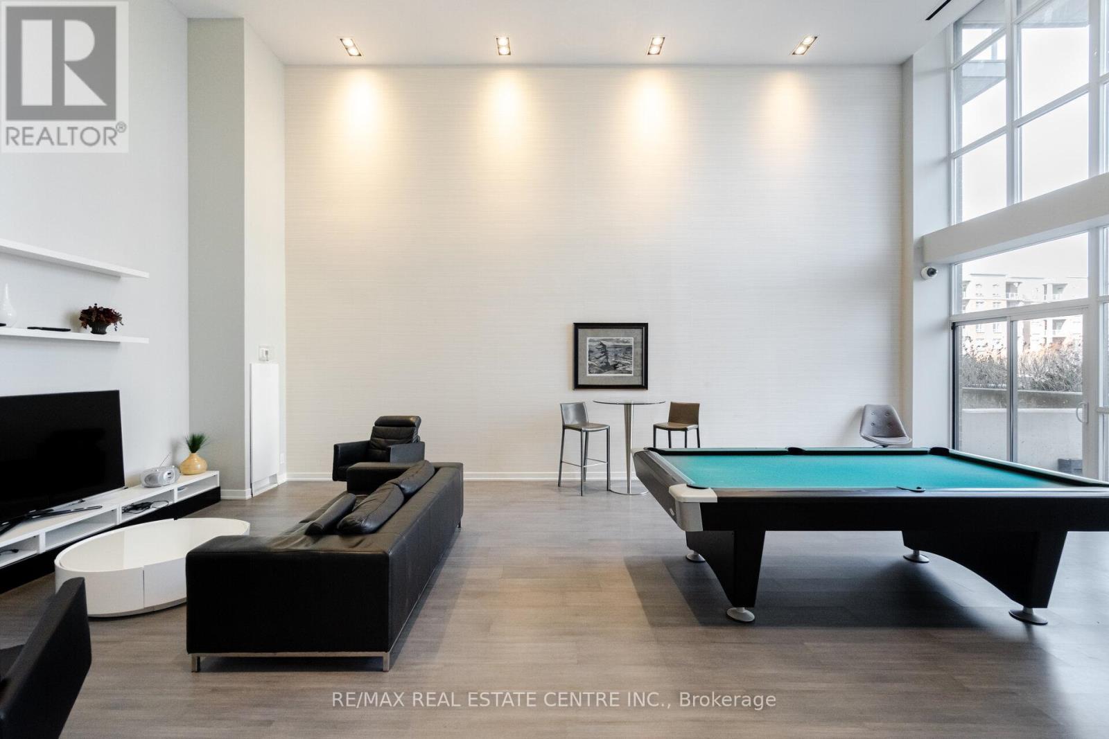 405 - 1940 IRONSTONE DRIVE, Burlington (Uptown), Ontario, L7L0E4 — Photo 38