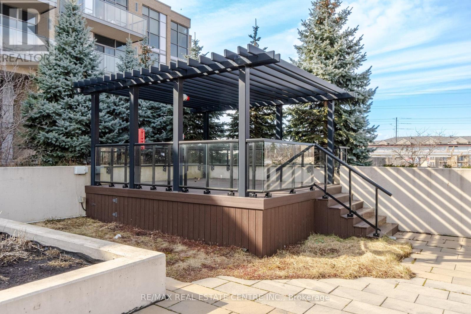 405 - 1940 IRONSTONE DRIVE, Burlington (Uptown), Ontario, L7L0E4 — Photo 47