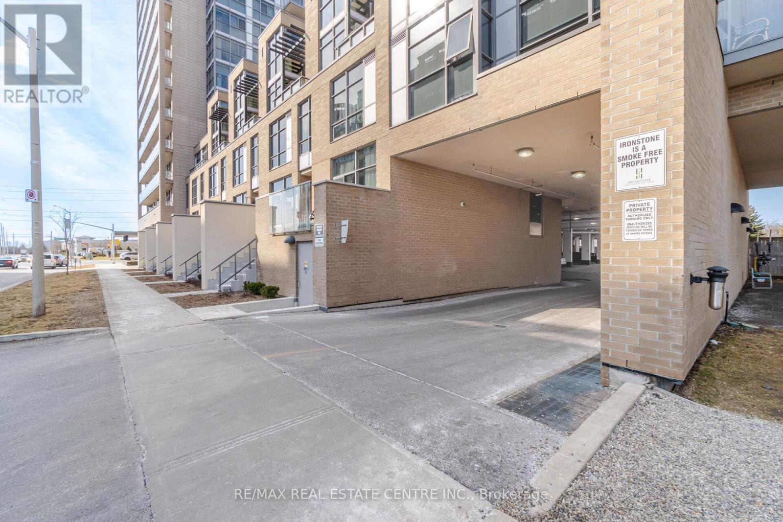 405 - 1940 IRONSTONE DRIVE, Burlington (Uptown), Ontario, L7L0E4 — Photo 48