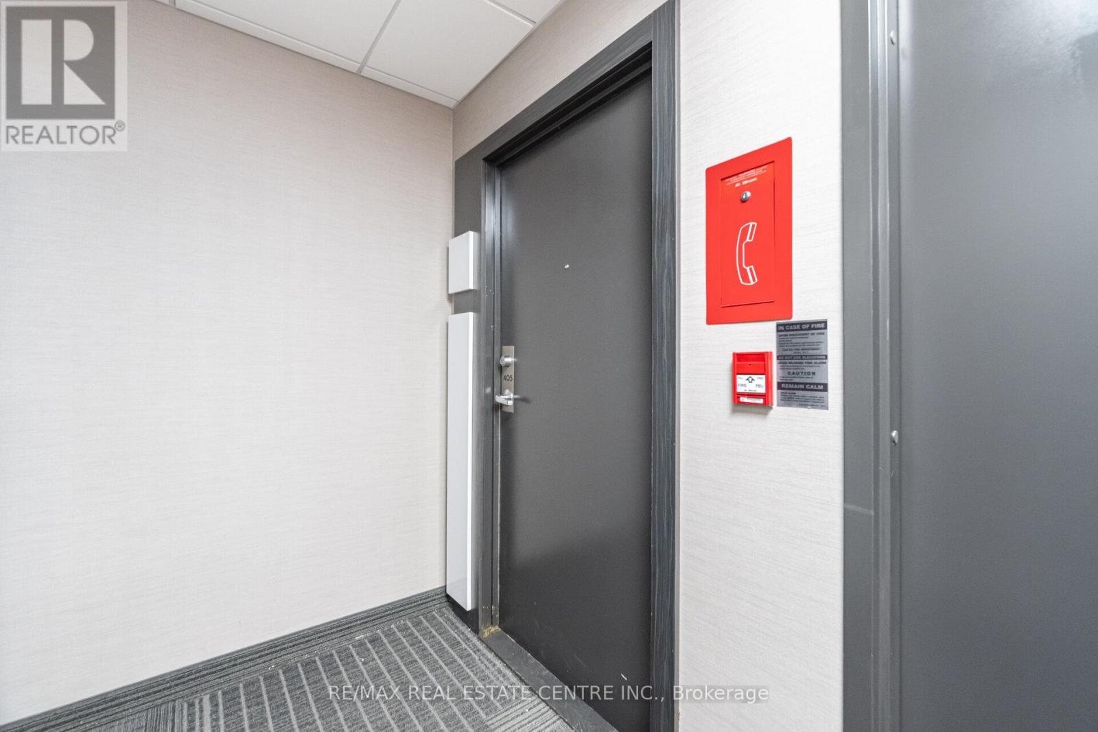 405 - 1940 IRONSTONE DRIVE, Burlington (Uptown), Ontario, L7L0E4 — Photo 5