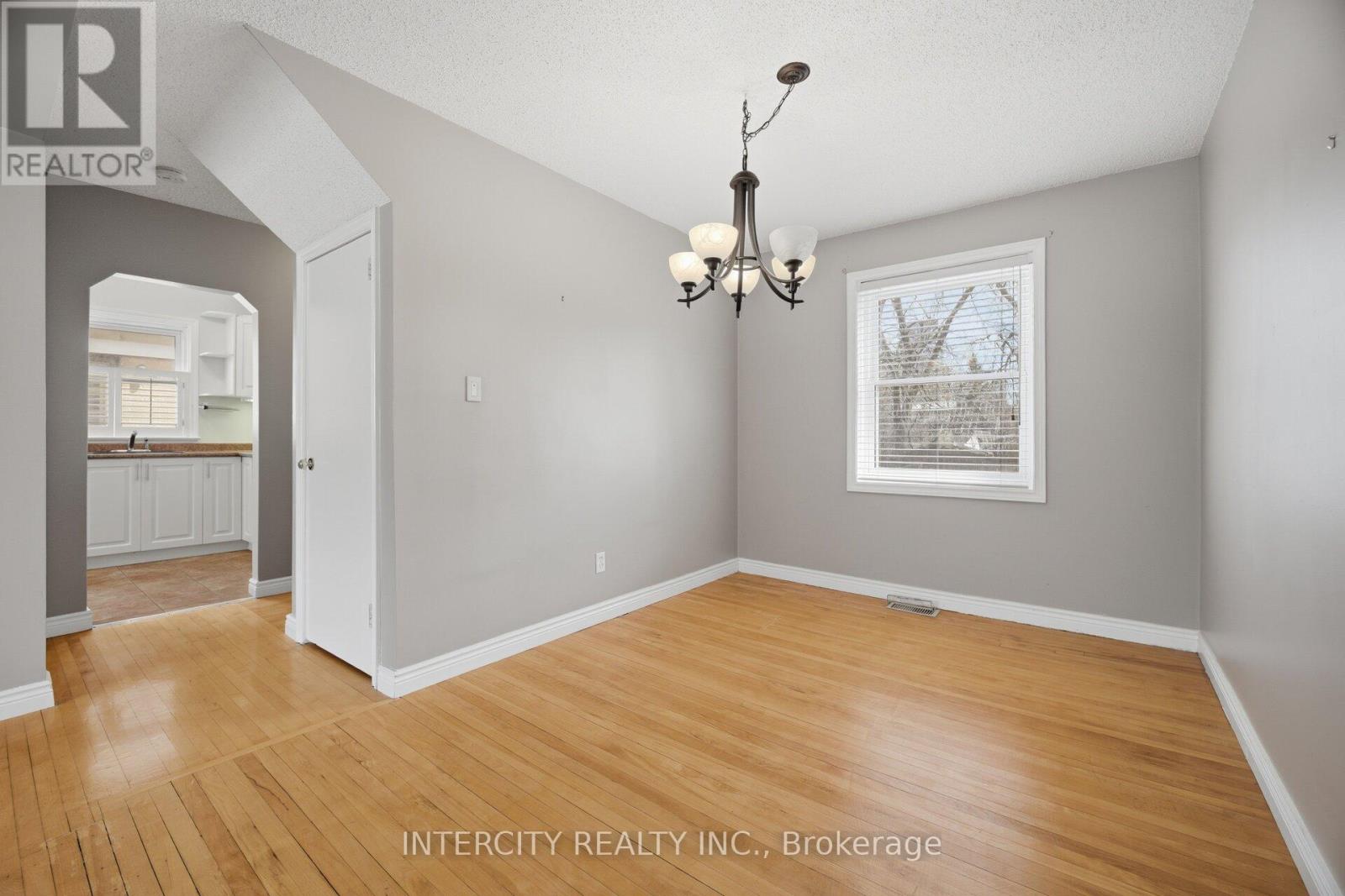 49 MCCAUL STREET, Brampton (Brampton North), Ontario, L6V1J1 — Photo 15