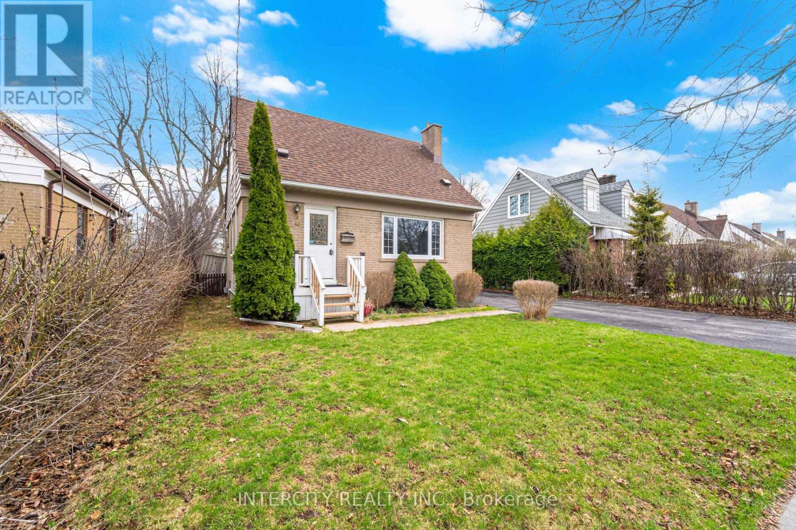 49 MCCAUL STREET, Brampton (Brampton North), Ontario, L6V1J1 — Photo 4