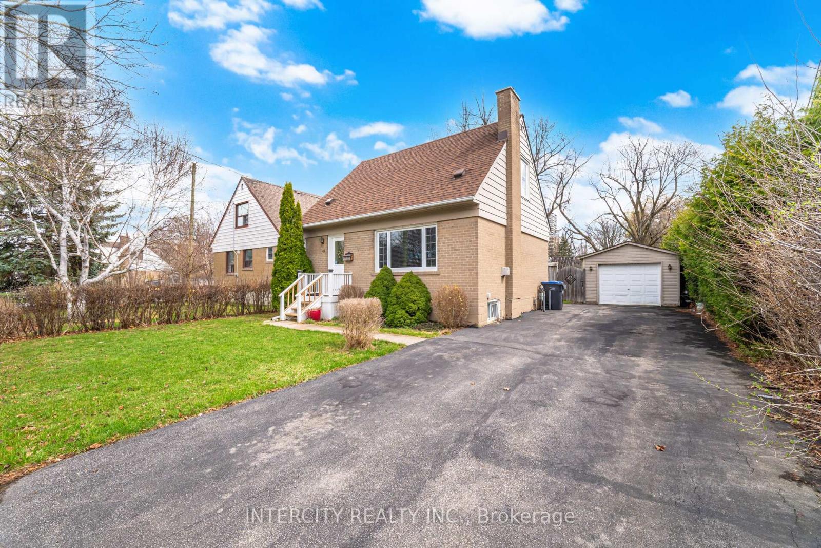 49 MCCAUL STREET, Brampton (Brampton North), Ontario, L6V1J1 — Photo 5