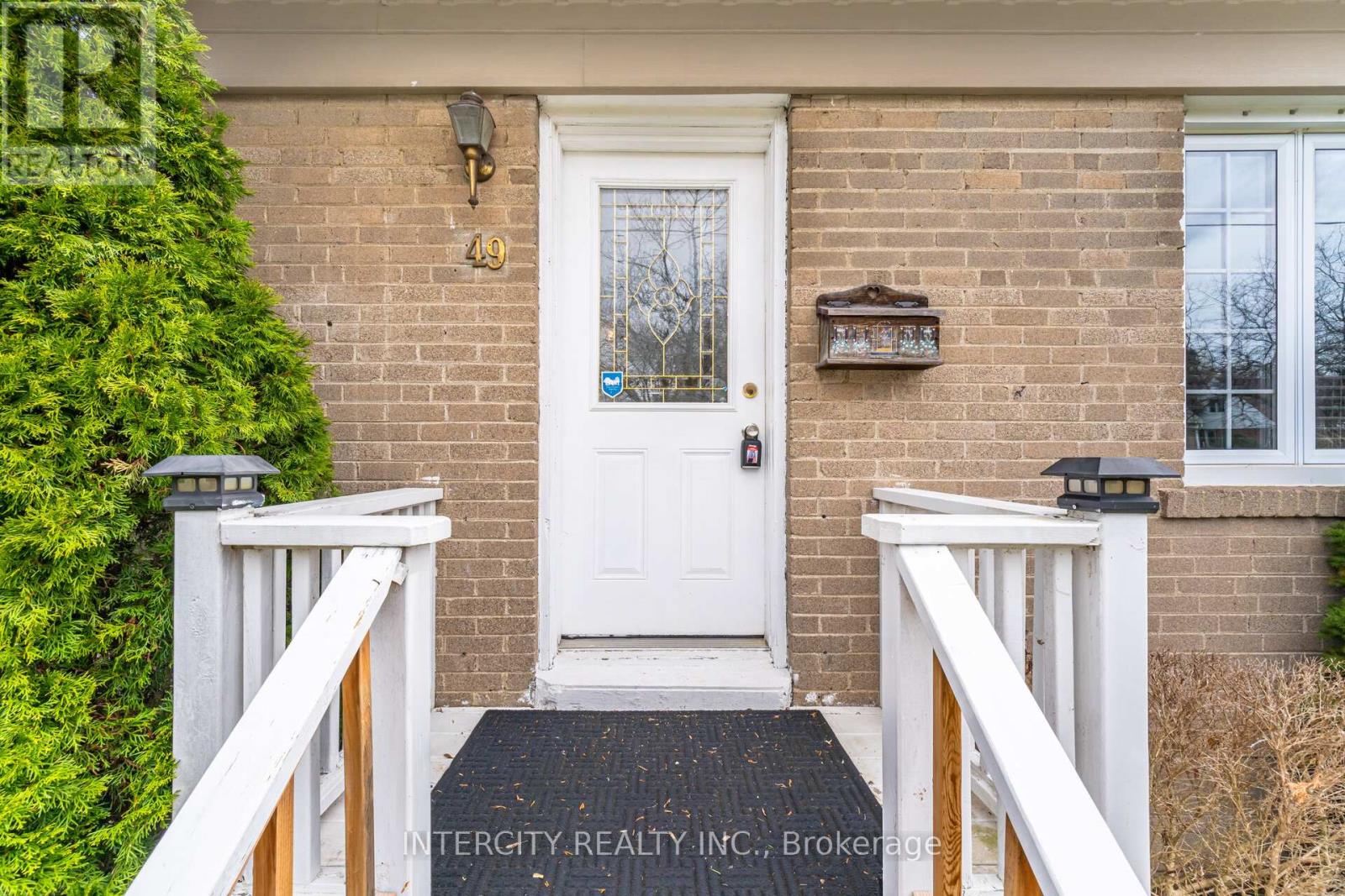 49 MCCAUL STREET, Brampton (Brampton North), Ontario, L6V1J1 — Photo 6