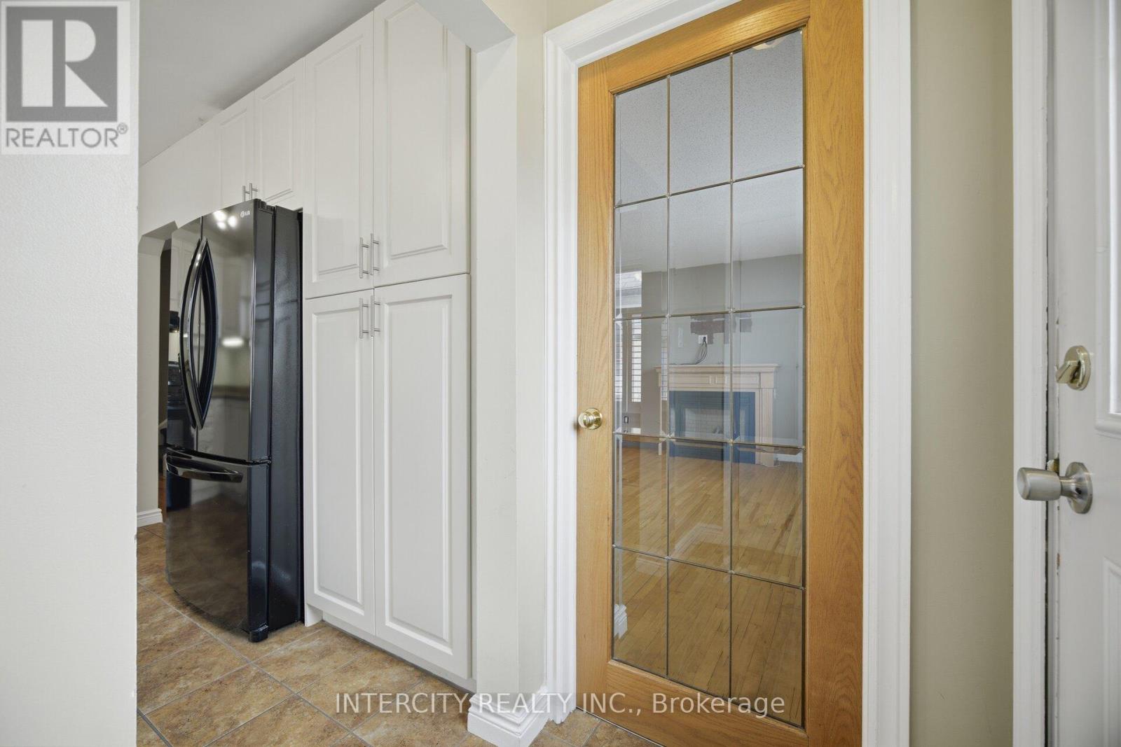 49 MCCAUL STREET, Brampton (Brampton North), Ontario, L6V1J1 — Photo 8